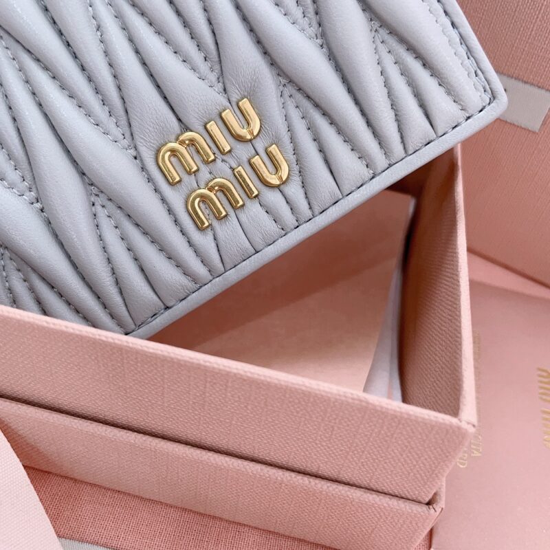 miu-miu-pocket-wallet-light-blue-gallery-4