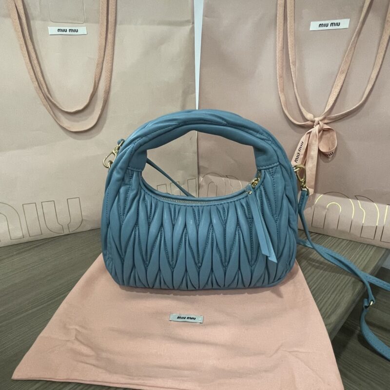 miu-miu-wander-blue-gallery-4