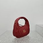 miu-miu-wander-red-gallery-2