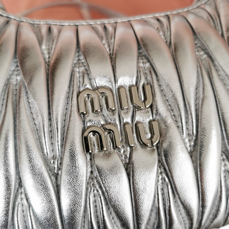 miu-miu-wander-silver-gallery-4