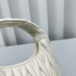 miu-miu-wander-white-gallery-4