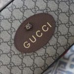 neo-vintage-gg-supreme-messenger-bag-gallery-7