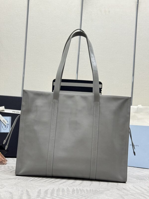 prada-antique-nappa-tote-grey-gallery-7