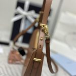 prada-arque-caramel-gallery-6