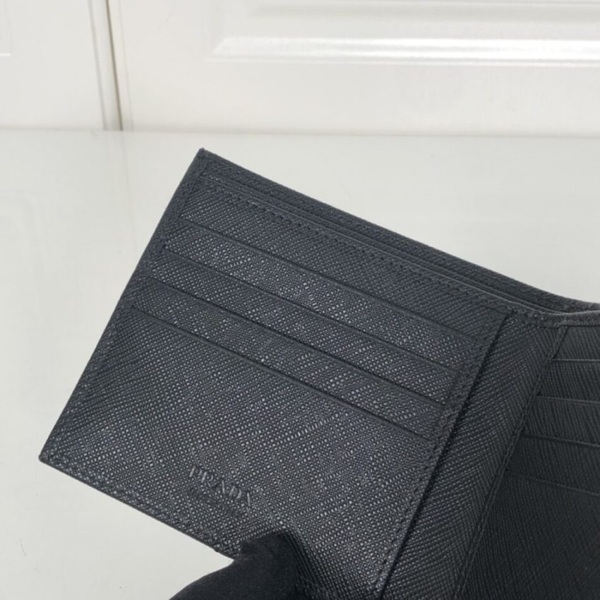 prada-bifold-wallet-black-gallery-1