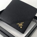 prada-bifold-wallet-black-gallery-6