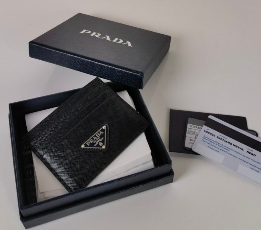 prada-card-holder-gallery-19