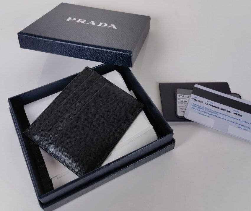 prada-card-holder-gallery-2