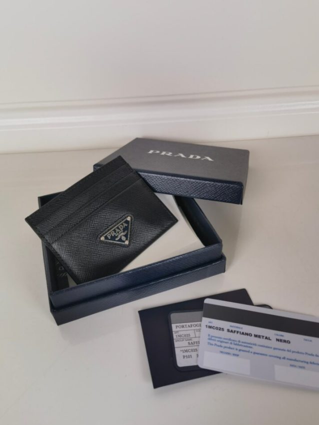prada-card-holder-gallery-26