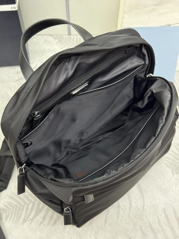prada-clasic-backpack-gallery-4