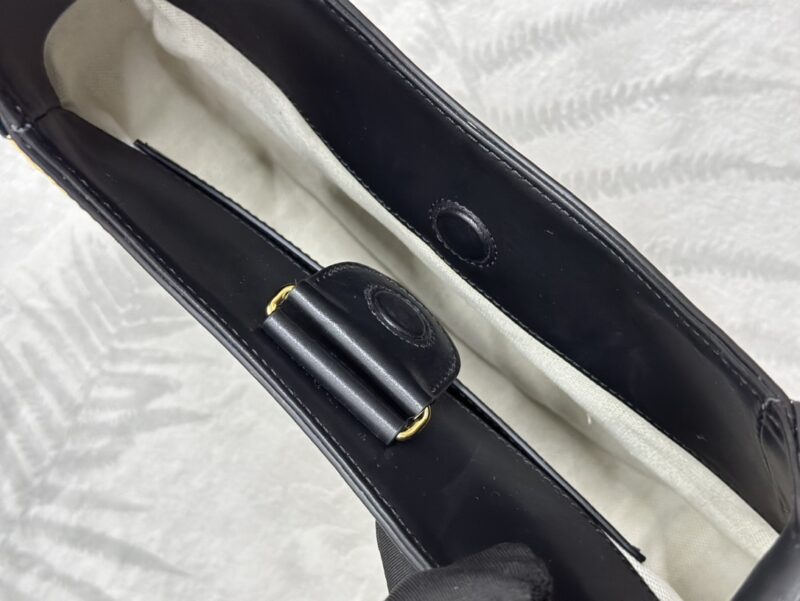 prada-cleo-black-new-gallery-6