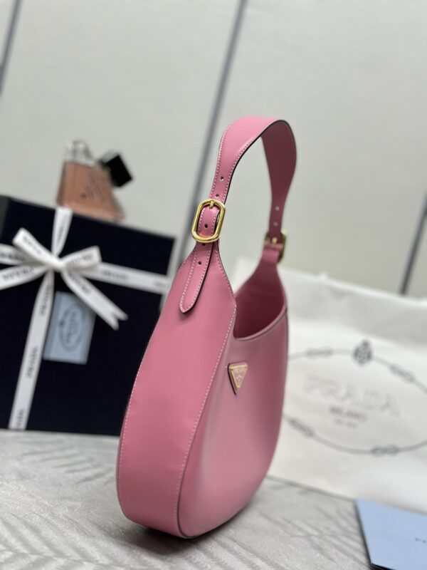 prada-cleo-medium-pink-gallery-2