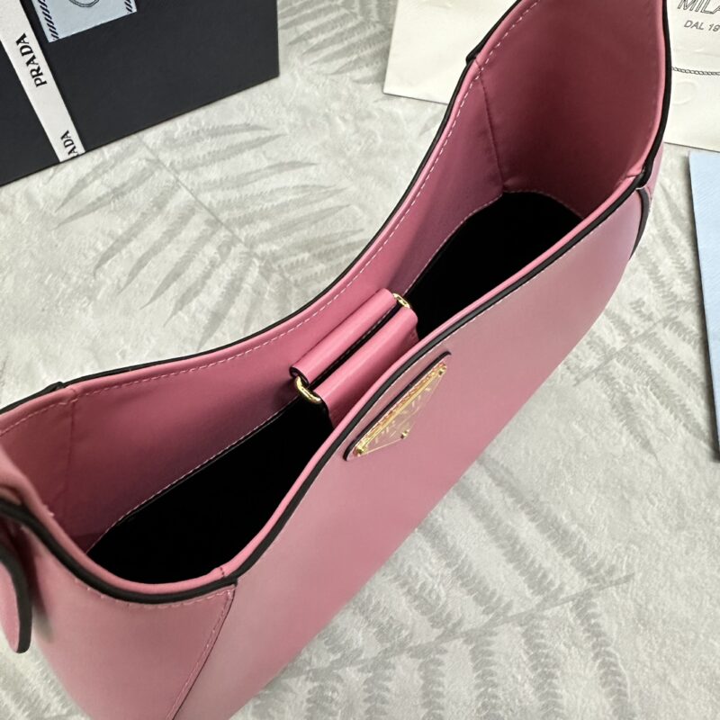 prada-cleo-medium-pink-gallery-3