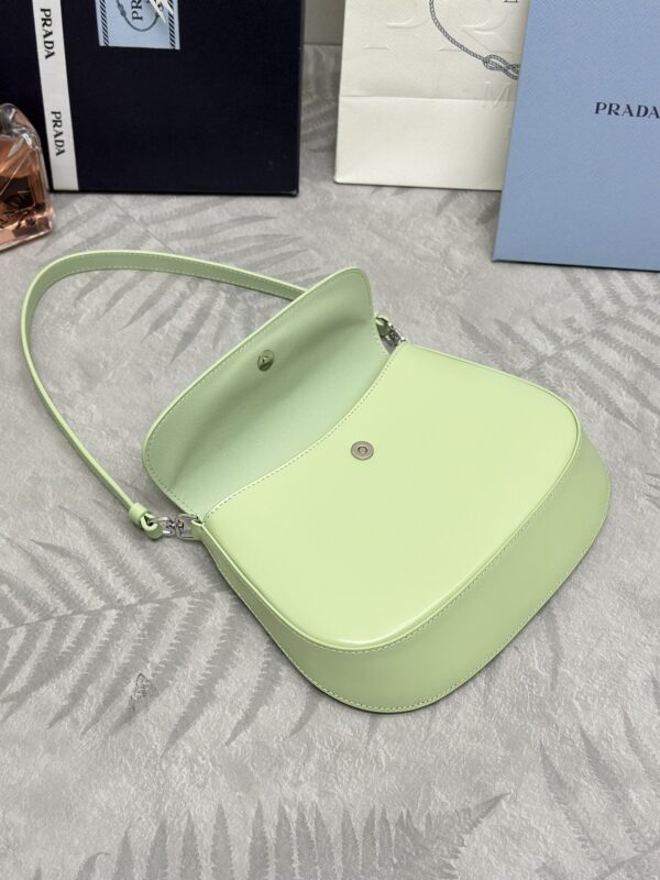 prada-cleo-small-green-flap-gallery-1