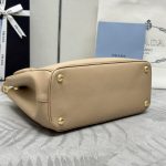 prada-galleria-beige-gallery-8