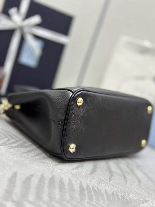 prada-galleria-black-gallery-6