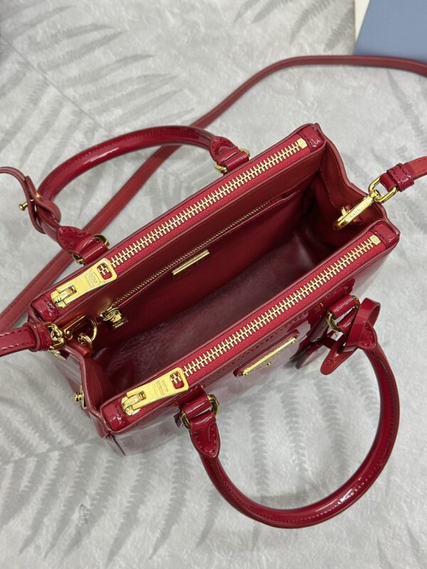 prada-galleria-red-patent-gallery-2