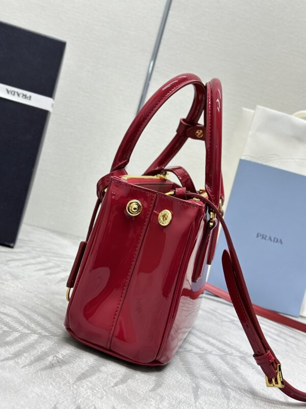 prada-galleria-red-patent-gallery-4