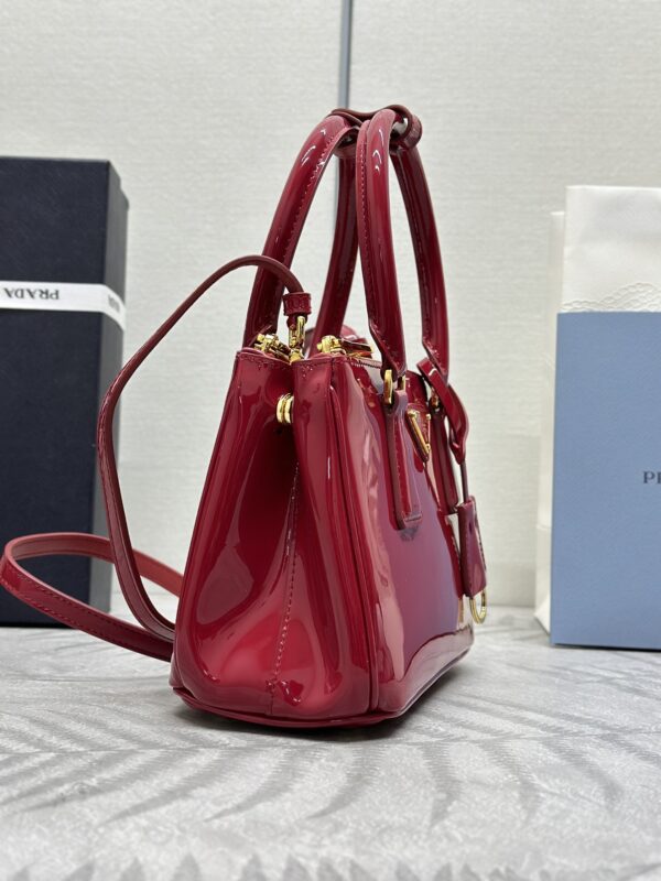 prada-galleria-red-patent-gallery-5