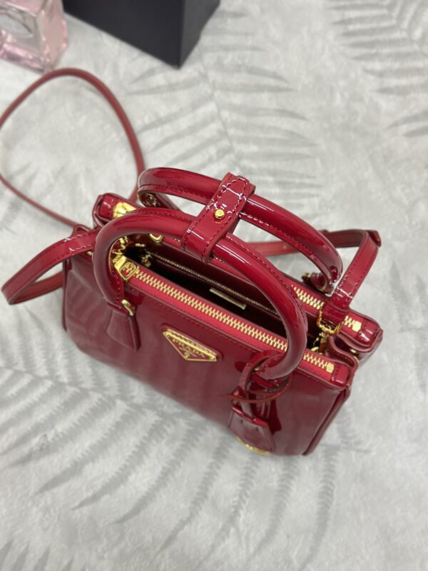 prada-galleria-red-patent-gallery-6