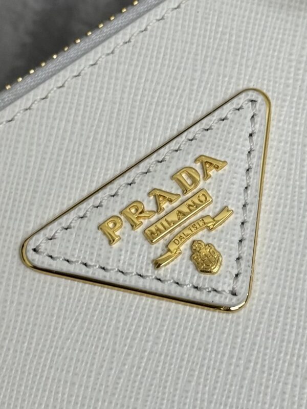 prada-galleria-white-gallery-7