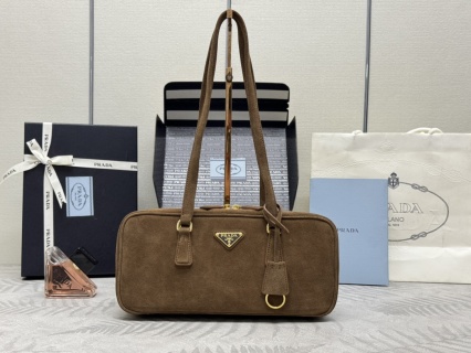 prada-hobo-suede-gallery-8