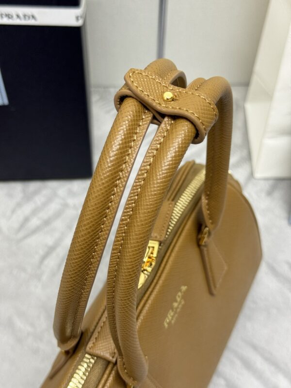 prada-large-saffiano-caramel-gallery-5