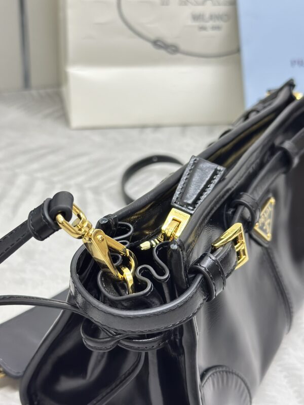 prada-leather-handbag-black-gallery-1