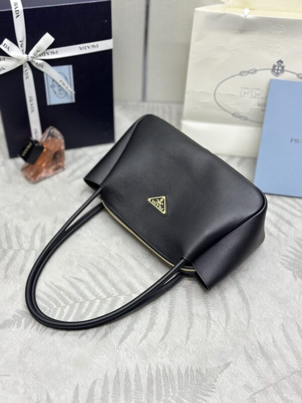 prada-medium-black-shoulder-bag-gallery-6