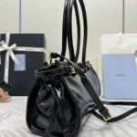 prada-naplak-patent-black-gallery-4