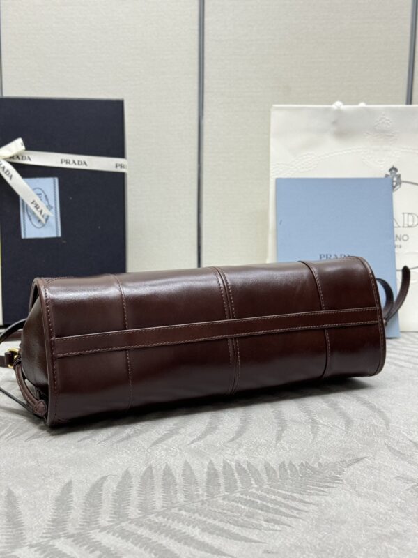 prada-naplak-patent-brown-gallery-8