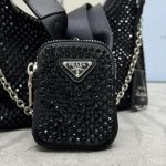prada-re-edition-2005-diamond-black-gallery-3