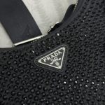prada-re-edition-2005-diamond-black-gallery-6