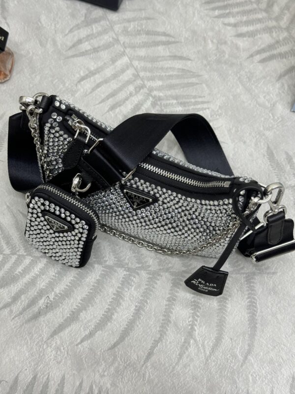 prada-re-edition-2005-diamond-white-gallery-7