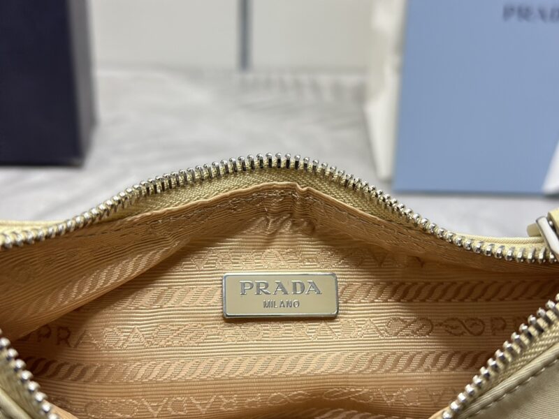 prada-re-edition-nylon-2005-yellow-gallery-1