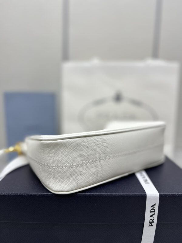 prada-re-edition-white-2005-gallery-2