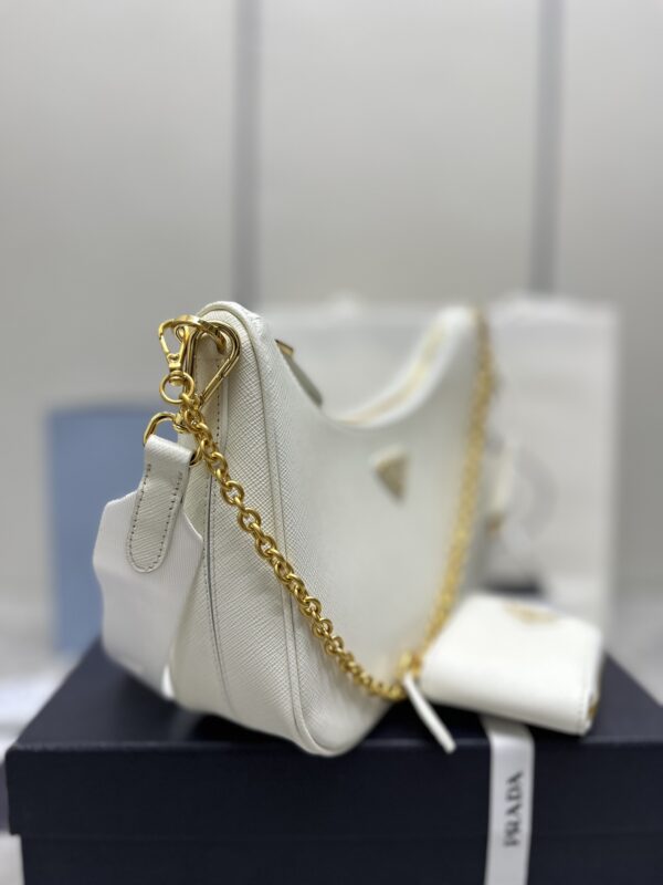 prada-re-edition-white-2005-gallery-5