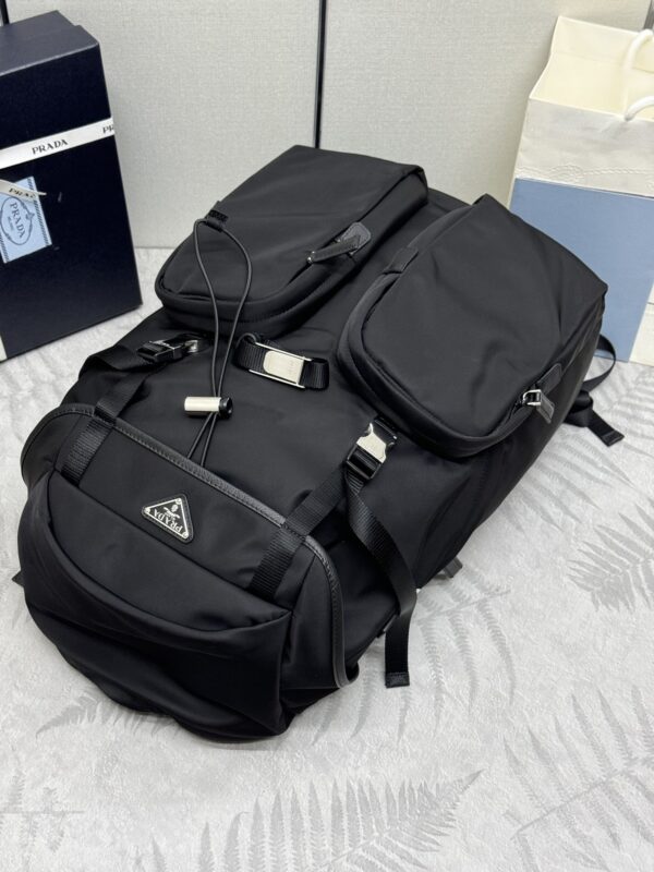 prada-re-neylon-backpack-gallery-8