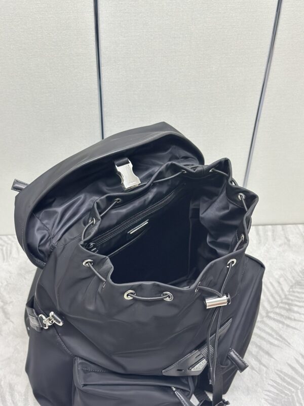 prada-re-nylon-black-backpack-gallery-4