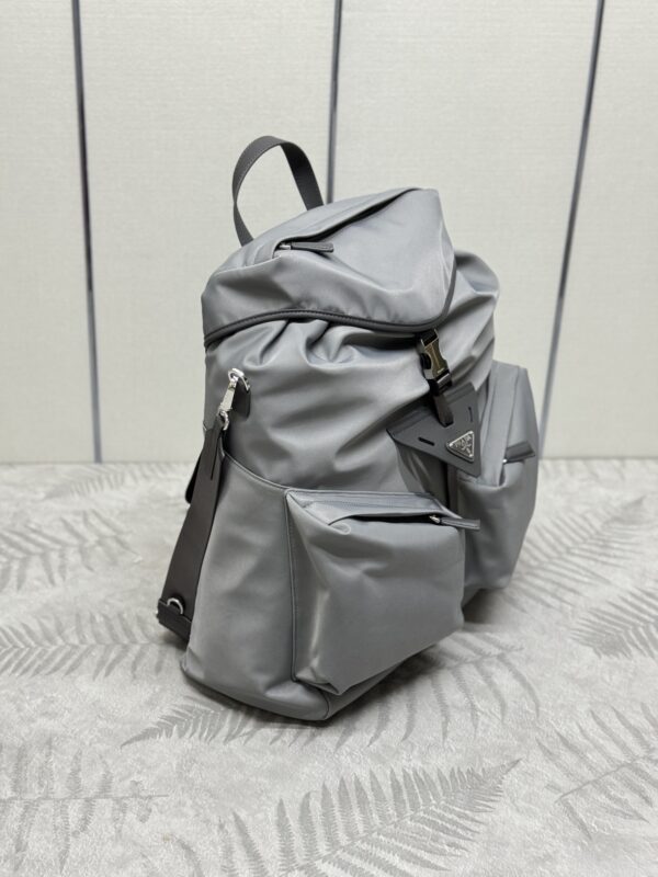 prada-re-nylon-grey-backpack-gallery-8