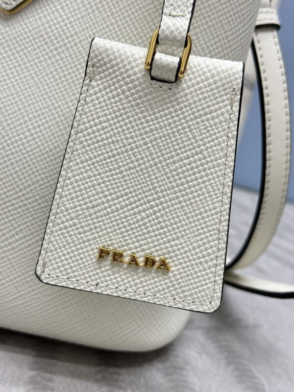 prada-saffiano-black-bucket-white-gallery-6
