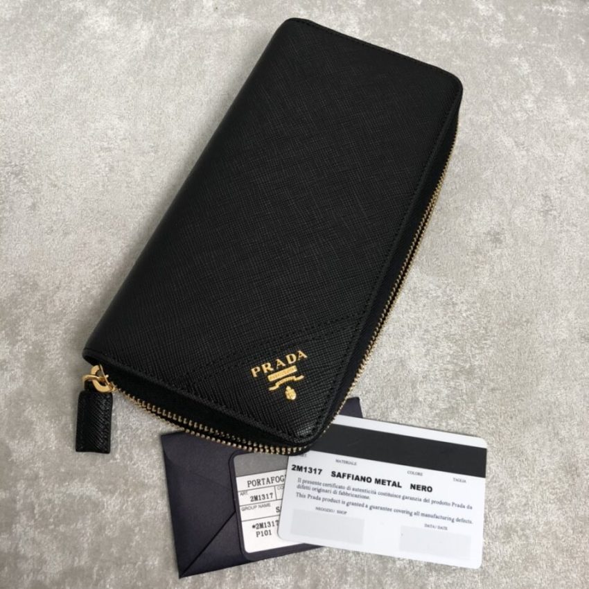 prada-saffiano-long-wallet-black-gallery-8