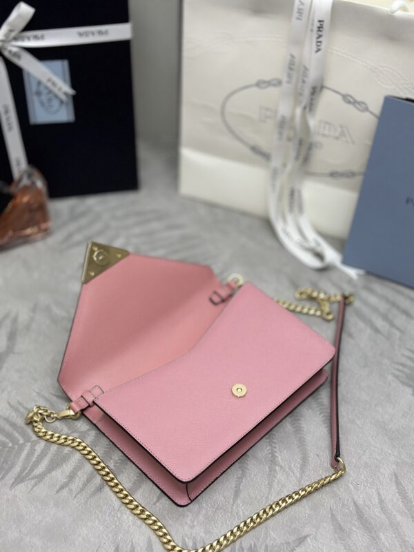 prada-saffiano-pink-small-envelope-gallery-2