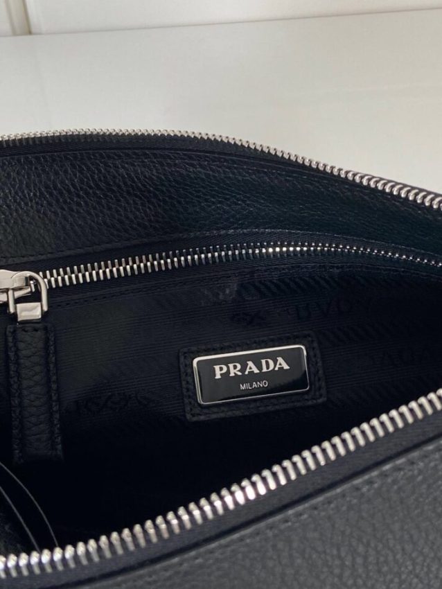 prada-saffiano-pouch-gallery-6