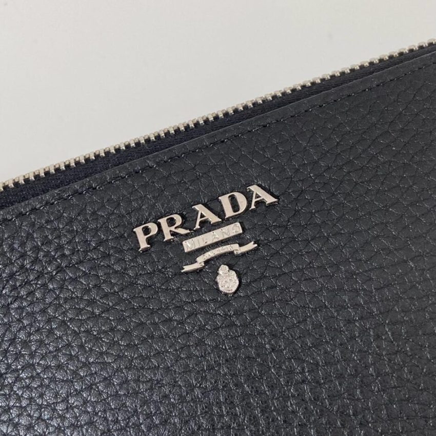 prada-saffiano-pouch-gallery-7