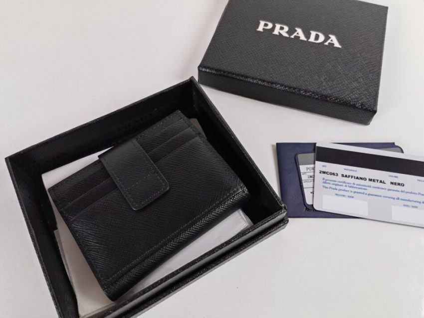 prada-saffiano-two-fold-wallet-silver-gallery-1