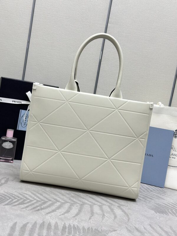 prada-symbole-white-gallery-2
