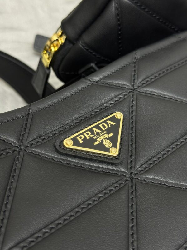 prada-tote-bag-black-gallery-3