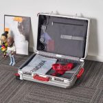 rimowa-classic-suitcase-gallery-8