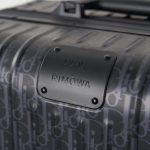 rimowa-dior-suitcase-black-gallery-3